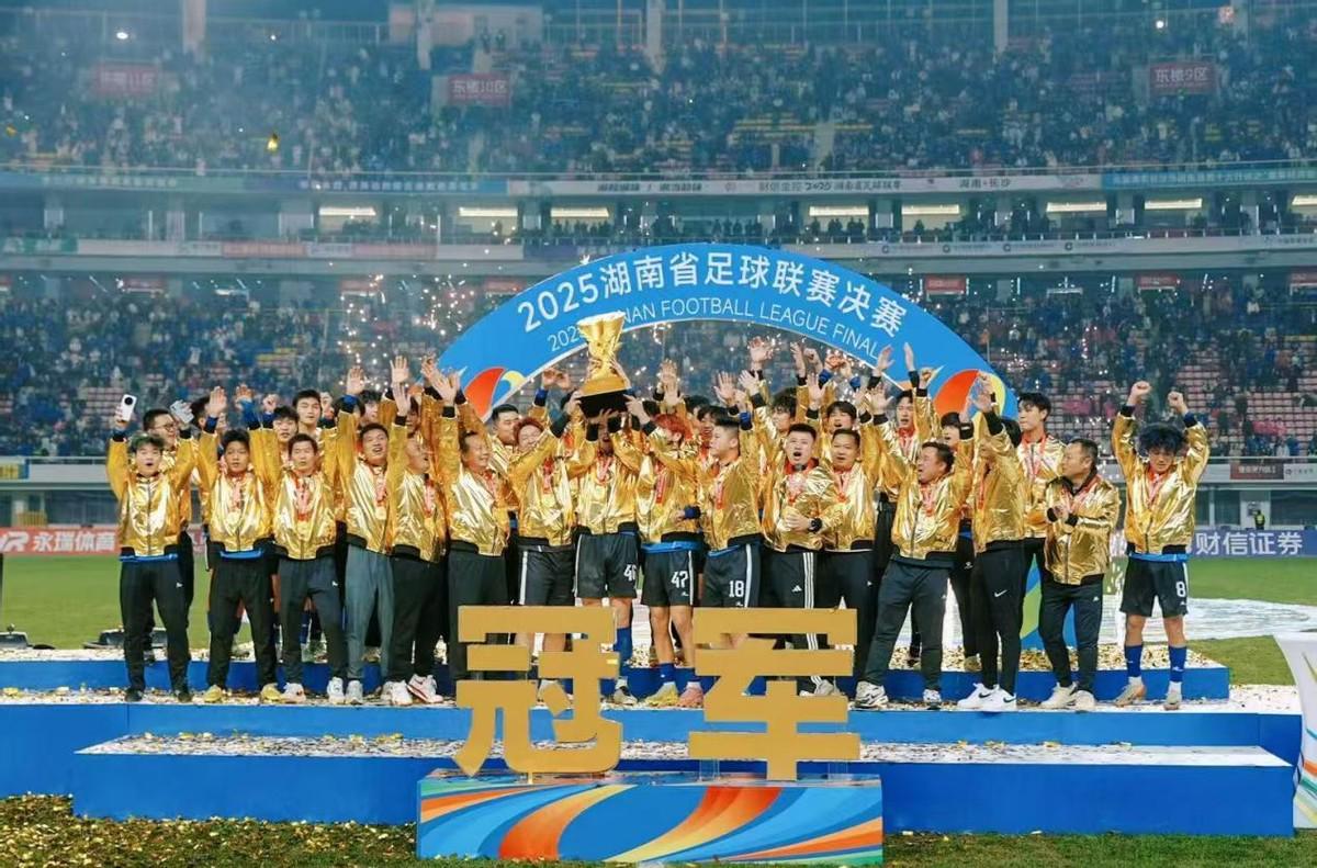 开云娱乐-CMG球赛即将开赛！见证国民品牌与草根冠军同频共振