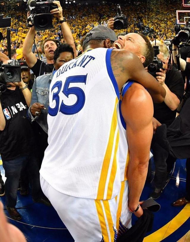 1613190820578059011.jpg EuDaSyDXUAEhba0.jpg